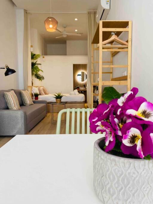 Nice & Cozy Flat Close The Beach Valencia Eksteriør billede